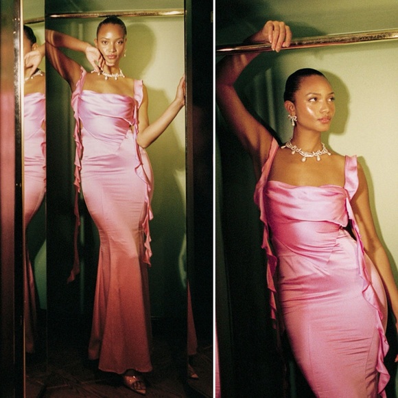 Brand New Nana Jacqueline Caroline
Dress in Magenta Pink Size Large - Picture 8 of 17